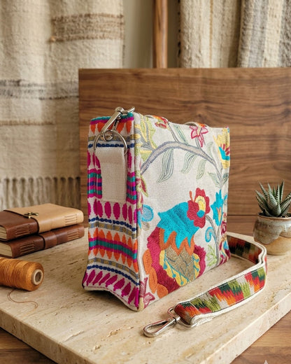 Songbird Box Tote